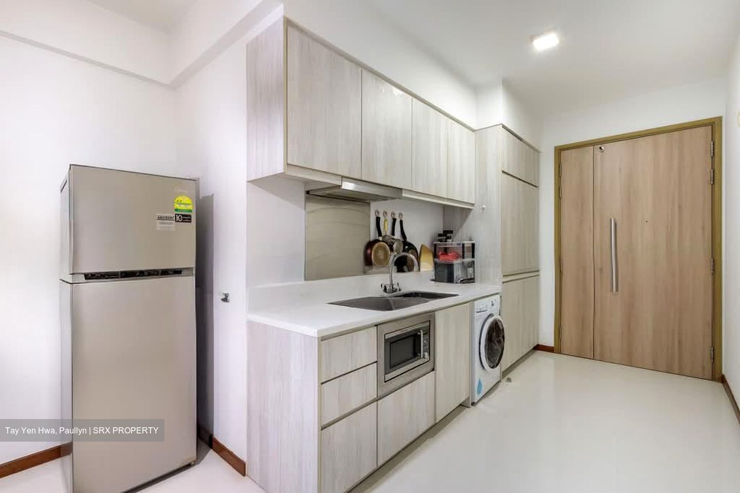 Waterfront Gold (D16), Condominium #536933411